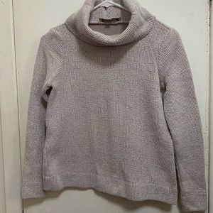 Turtle neck sweater